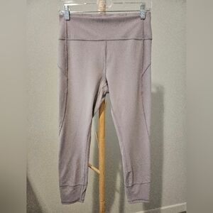 Lululemon Women's Cropped Leggings, Size 10